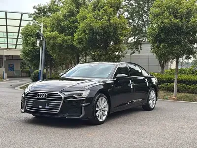 Audi A6L · 2021 год