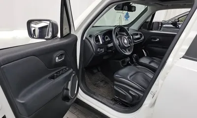 Jeep Renegade 2020, 57532 км, за 10358.31 USD - фото 10