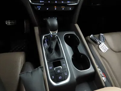 Hyundai Santafe 2019, 76920 км, за 16093 USD - фото 13