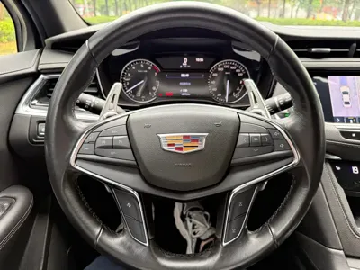 Cadillac XT5 2021, 48000 км, за 17677.59 USD - фото 11