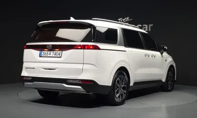 Kia Canival 2021, 151435 км, за 10749.19 USD