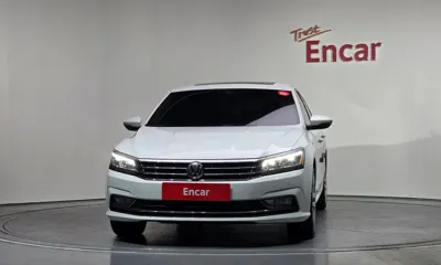 Volkswagen Passat 2018, 106104 км, за 6236.05 USD