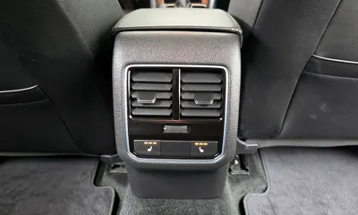 Volkswagen Passat 2018, 106104 км, за 6236.05 USD - фото 18