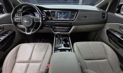 Kia Canival 2018, 62701 км, за 11009.78 USD - фото 7