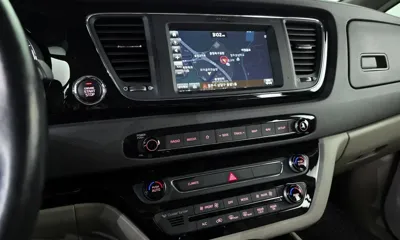 Kia Canival 2018, 62701 км, за 11009.78 USD - фото 13