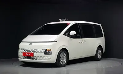 Hyundai Staria · 2023 год