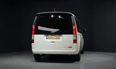 Hyundai Staria 2023, 116415 км, за 13651.43 USD