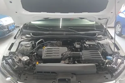 Volkswagen Polo 2021, 48800 км, за 9738 USD - фото 24