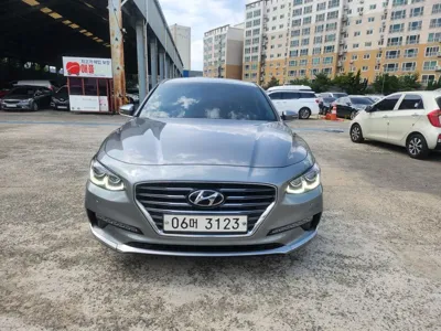 Hyundai Grandeur · 2018 год
