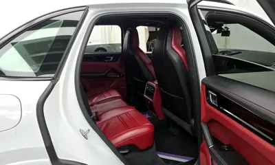 Porsche Cayenne 2019, 115178 км, за 41059.57 USD - фото 12