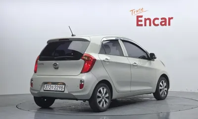 Kia Morning 2015, 40933 км, за 2276.87 USD
