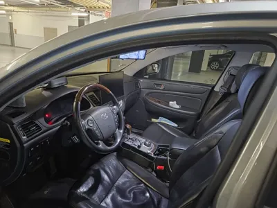 Hyundai Genesis · 2011 год