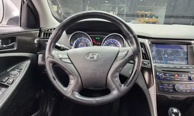 Hyundai Sonata 2013, 84090 км, за 3387.62 USD - фото 15