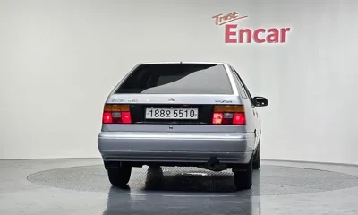 Hyundai Excel 1992, 52085 км, за 9852.86 USD
