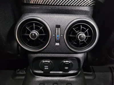 Kia Stinger 2019, 166460 км, за 10496.26 USD - фото 18
