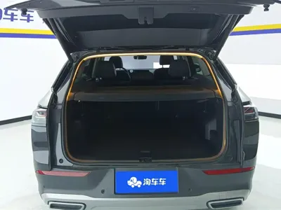 Volkswagen Tavendor 2023, 37100 км, за 22630.52 USD