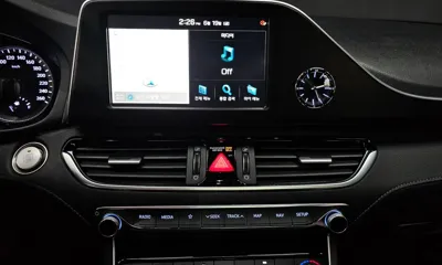 Hyundai Grandeur 2019, 76730 км, за 11027.96 USD - фото 14