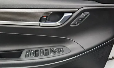 Hyundai Grandeur 2019, 76730 км, за 11027.96 USD - фото 16