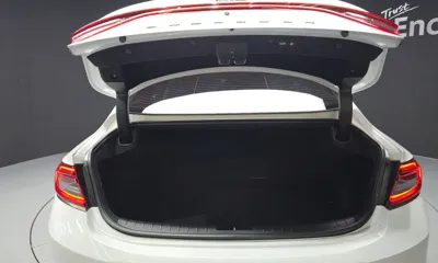 Hyundai Grandeur 2019, 76730 км, за 11027.96 USD - фото 20