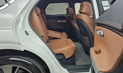 Genesis GV70 2023, 26894 км, за 31311.54 USD - фото 12