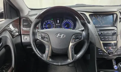 Hyundai Grandeur 2014, 113878 км, за 2980.13 USD - фото 13