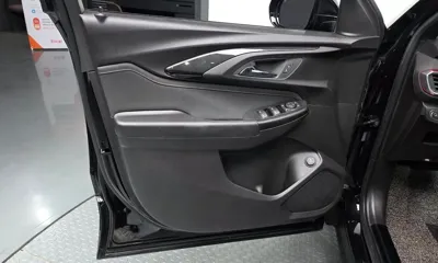ChevroletGMDaewoo Trailblazer 2022, 67203 км, за 16607.59 USD - фото 24