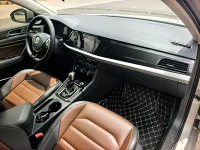 Volkswagen Lavida 2020, 62000 км, за 8357.7 USD - фото 11