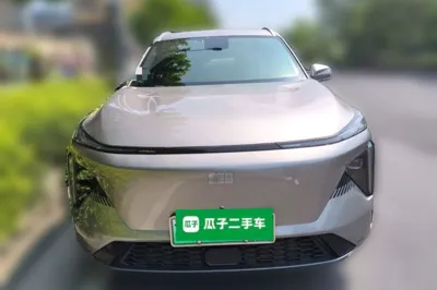 Geely Galaxy L7