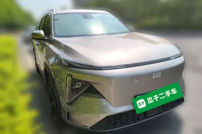 Geely Galaxy L7