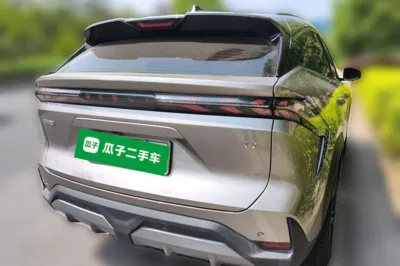 Geely Galaxy L7