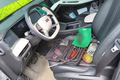 Geely Galaxy L7