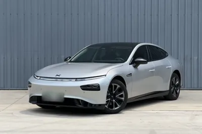 Xpeng P7 · 2022 год