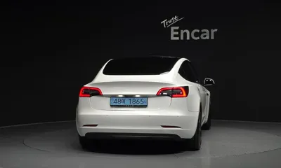 Tesla Model 3 2022, 78488 км, за 18762.22 USD