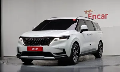 Kia Canival · 2023 год