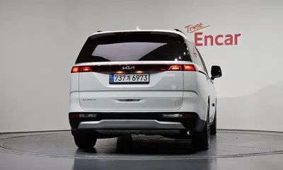 Kia Canival 2023, 66392 км, за 16345.02 USD
