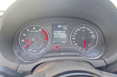 Audi A3 2018, 40199 км, за 10565 USD - фото 11