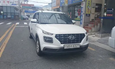 Hyundai Venue 2020, 89377 км, за 8319.22 USD