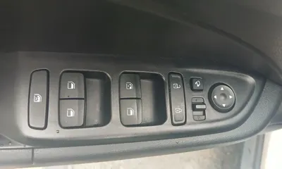 Hyundai Venue 2020, 89377 км, за 8319.22 USD