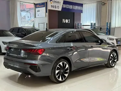 Audi A3 2022, 21000 км, за 26456.23 USD