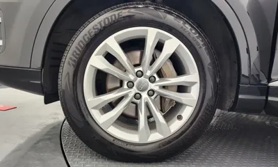 Audi Q7 2019, 89843 км, за 17841.1 USD