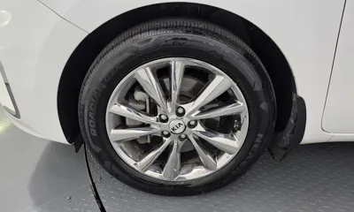 Kia Canival 2020, 76391 км, за 66096.03 USD