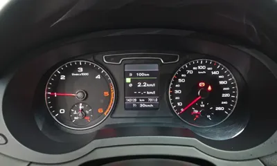 Audi Q3 2014, 143129 км, за 7139.08 USD - фото 8