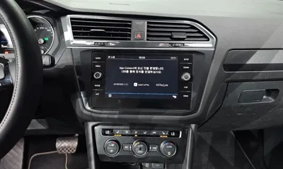 Volkswagen Tiguan 2018, 93399 км, за 11815.68 USD - фото 14