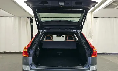 Volvo XC60 2018, 79192 км, за 18830.52 USD - фото 20
