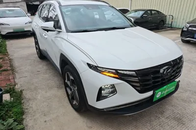 Hyundai Tucson 2023, 31100 км, за 15326 USD