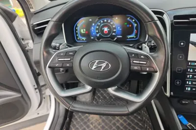 Hyundai Tucson 2023, 31100 км, за 15326 USD - фото 13