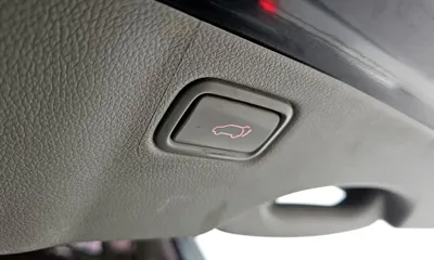 Kia Canival 2018, 85533 км, за 9933.77 USD - фото 20
