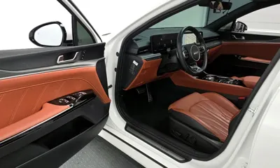 Kia K5 2024, 34403 км, за 18526.94 USD - фото 10
