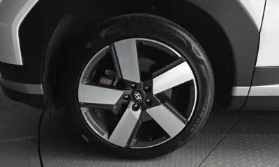 Hyundai Santafe 2024, 65313 км, за 19218.25 USD