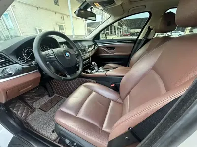 BMW 5 Series 2016, 130000 км, за 10299.63 USD